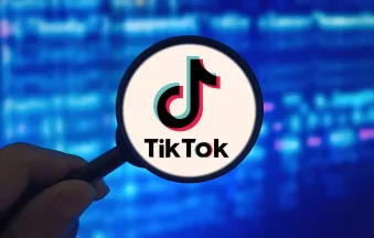 1444x920_suqian-china-may-16-2025-an-illustration-photo-shows-the-tik-tok-logo-displayed-in-a-smartphone-in-suqian-jiangsu-province-china-on-may-16-2025-photo-by-cfoto-sipa-usa-61467251-2505161210